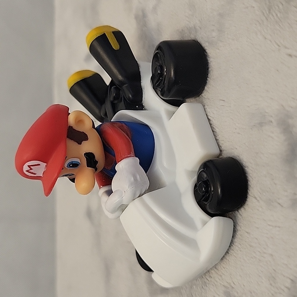 2024 Nintendo McDonalds Toy Mario Figure in Racing Mario Kart
